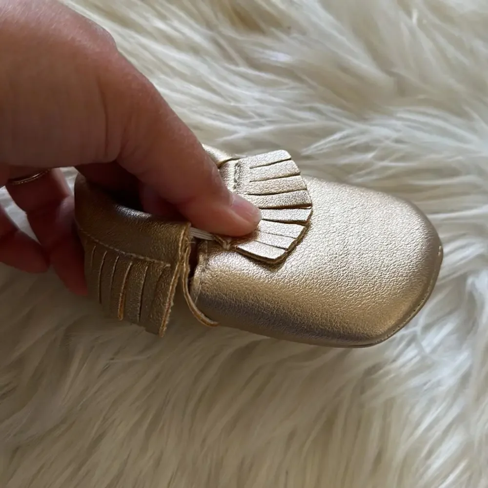 Romirus | Gold Metallic Infant Moccasins with Fringes Size 1